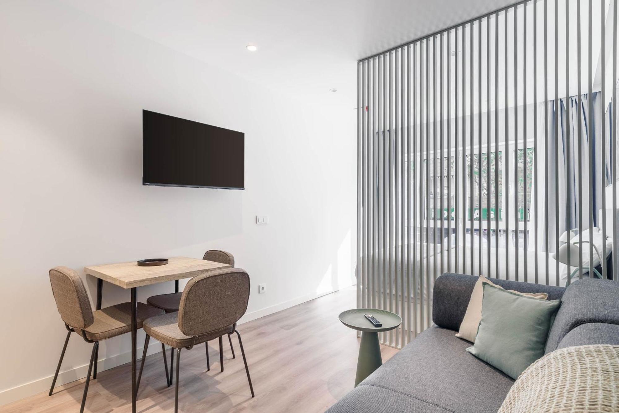 Limehome Madrid Calle De Juan Hurtado De Mendoza Cameră foto