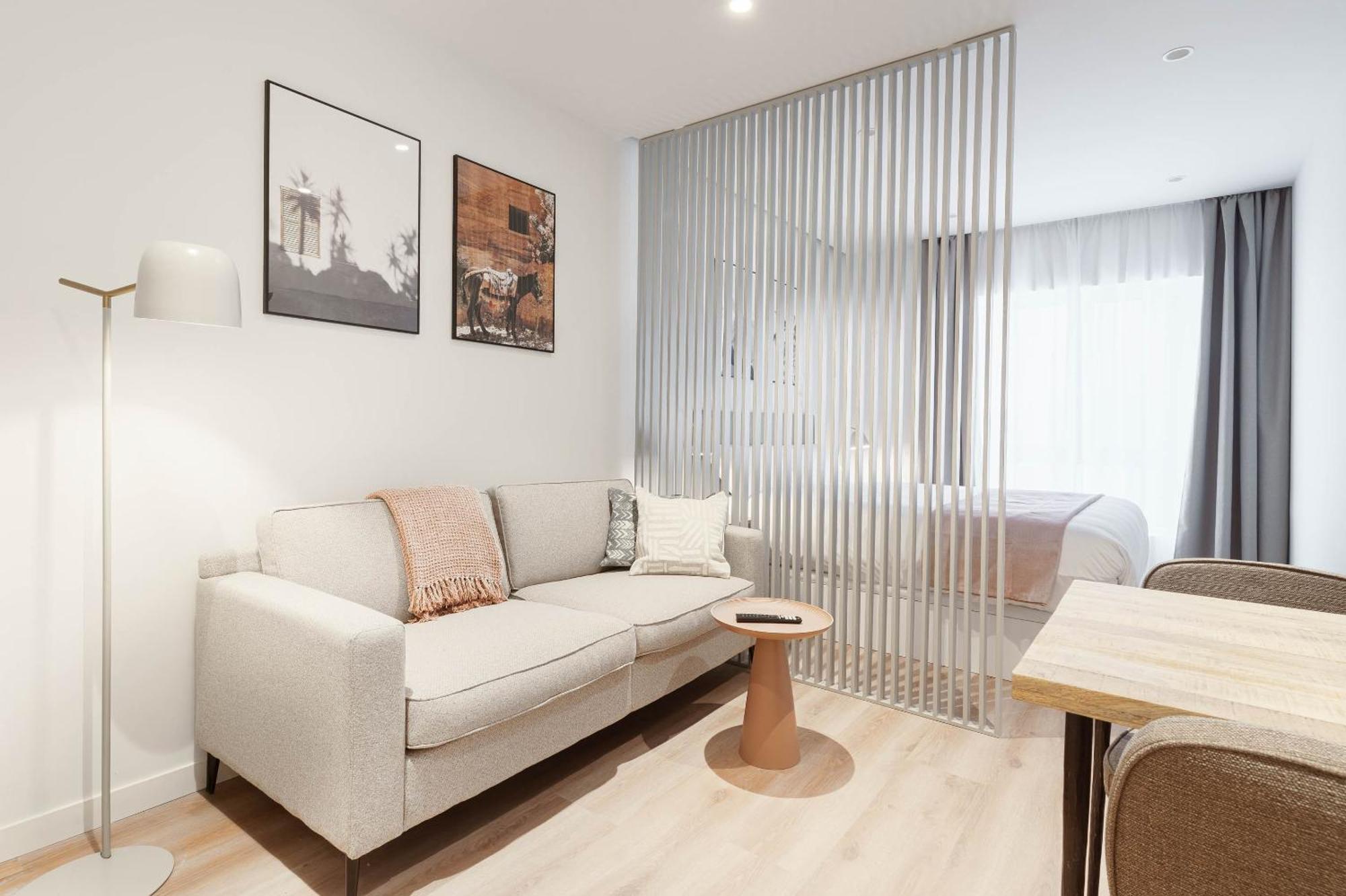 Limehome Madrid Calle De Juan Hurtado De Mendoza Exterior foto